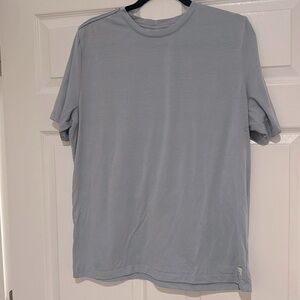 Vuori - Current Tech Tee - Light Blue - Large - Excellent Condition!